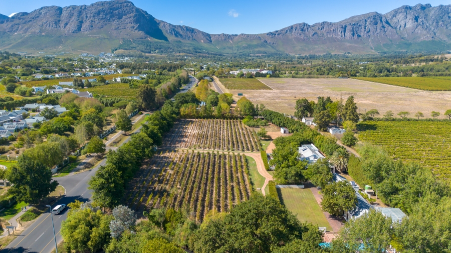 7 Bedroom Property for Sale in Franschhoek Western Cape